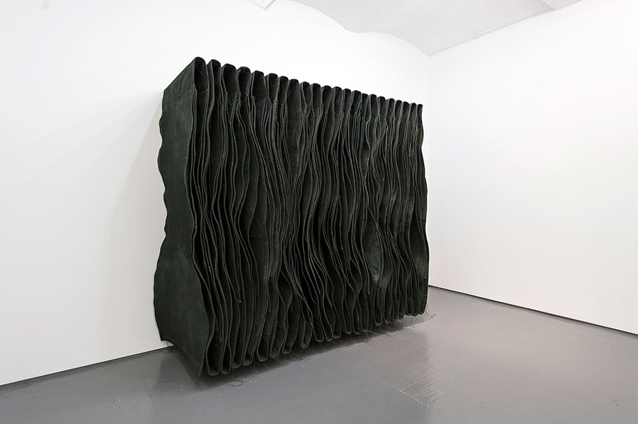 simon-callery-wallspine-leaf-21